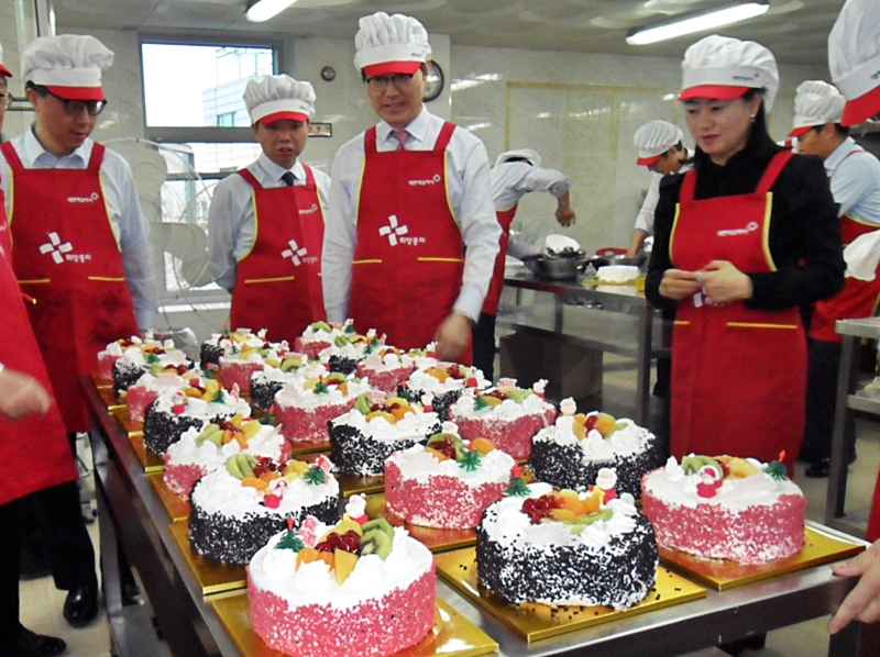 재외공관장, '국민소통 활동' 계기 봉사활동 참여